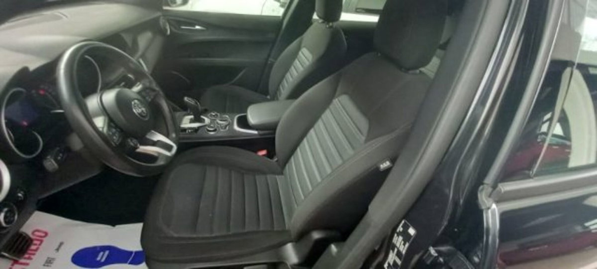 Alfa Romeo Stelvio Stelvio 2.2 Turbodiesel 160 CV AT8 RWD Super Business (5)
