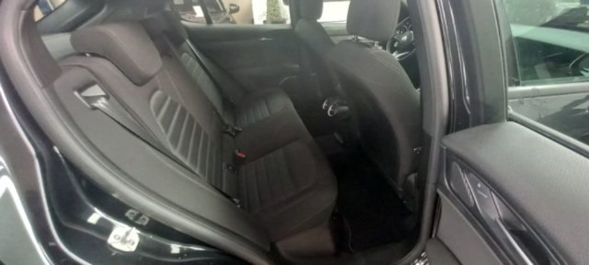 Alfa Romeo Stelvio Stelvio 2.2 Turbodiesel 160 CV AT8 RWD Super Business (7)