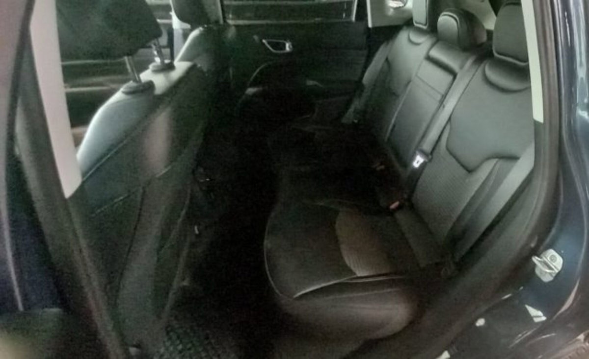 Jeep Compass 1.3 T4 190 CV PHEV AT6 4xe Longitude (8)