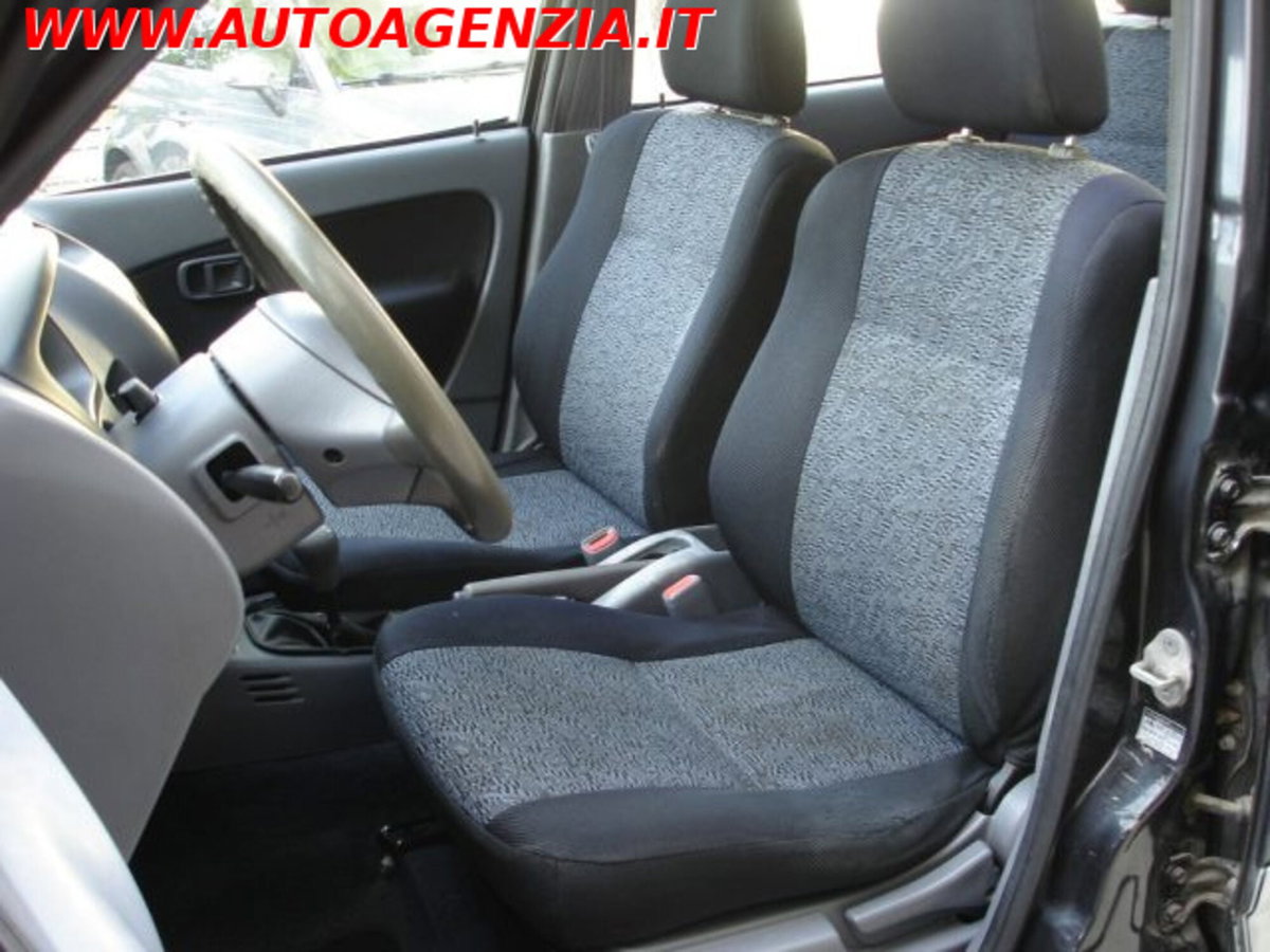 Daihatsu Terios 1.3i 16V cat 4WD SX (8)