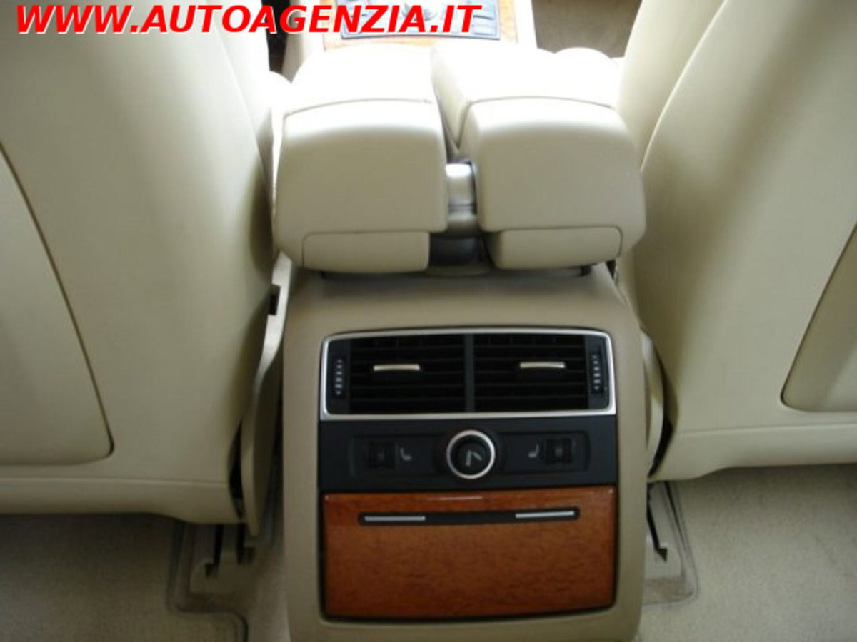 Audi A8 3.0 V6 TDI F.AP. quattro tiptronic (15)