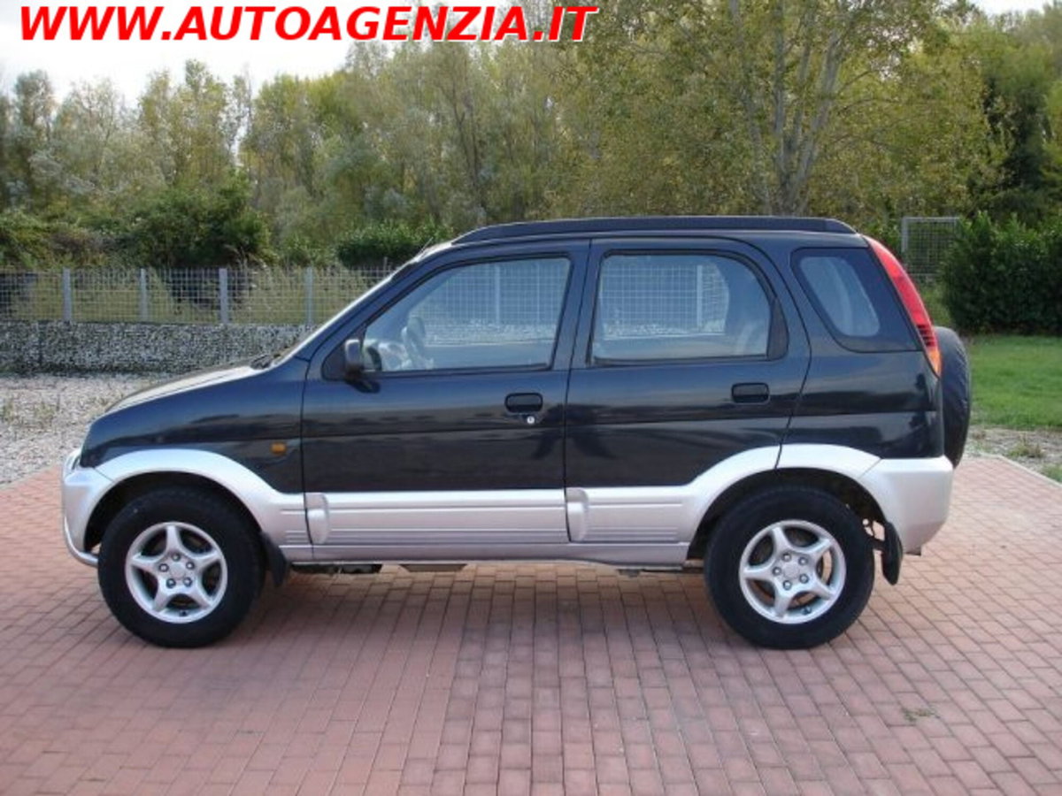 Daihatsu Terios 1.3i 16V cat 4WD SX (3)