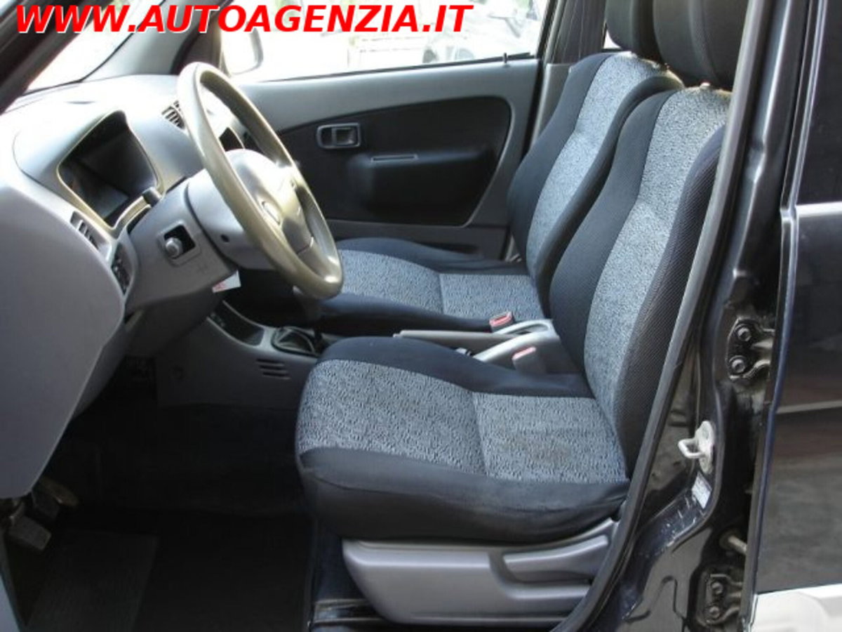 Daihatsu Terios 1.3i 16V cat 4WD SX (7)