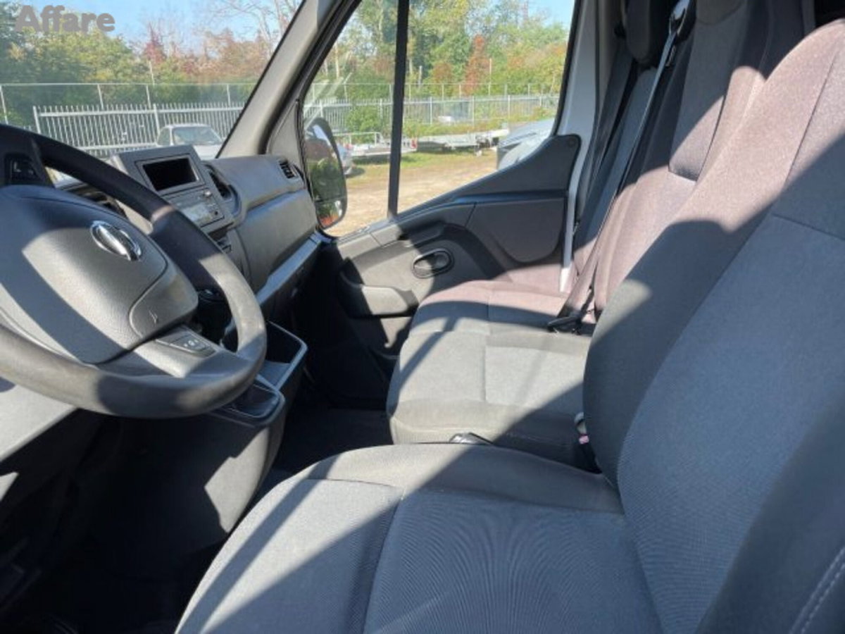 Nissan Interstar Furgone 35 2.3 dCi 135CV PL-TA Acenta Furgone (6)