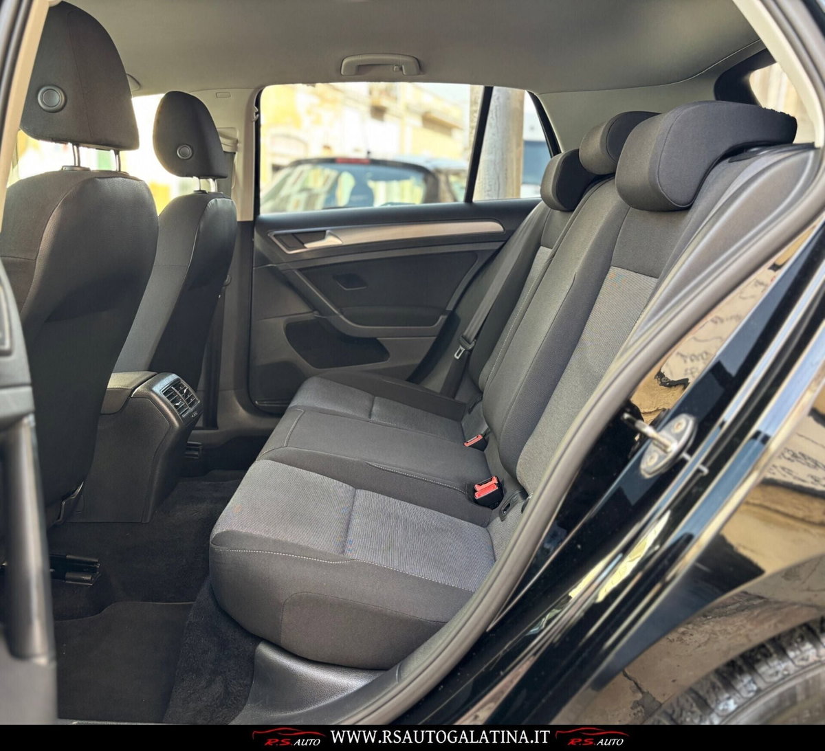 Volkswagen Golf 1.2 TSI 5p. Trendline (8)