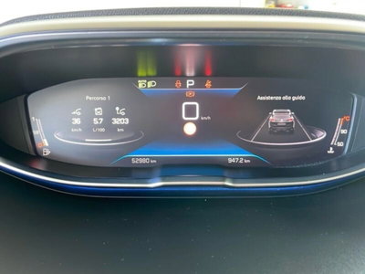 Peugeot 3008 BlueHDi 130 S&S EAT8 Allure Pack (14)