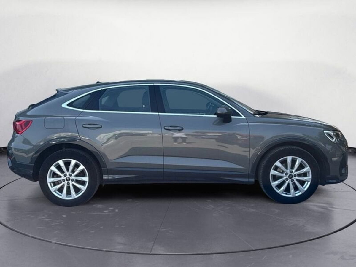 Audi Q3 Sportback 35 TDI quattro S tronic Business Plus (8)