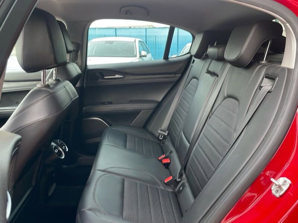 Alfa Romeo Stelvio Stelvio 2.2 Turbodiesel 180 CV AT8 RWD Business (12)