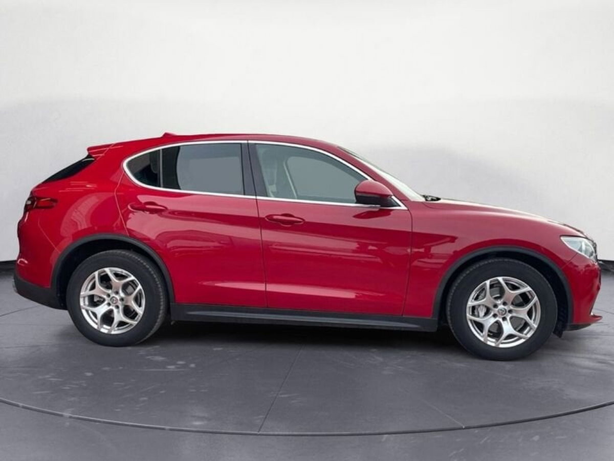 Alfa Romeo Stelvio Stelvio 2.2 Turbodiesel 180 CV AT8 RWD Business (8)
