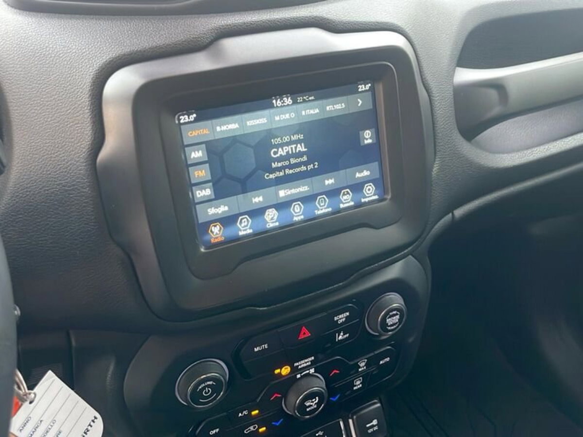 Jeep Renegade 1.6 mjt Limited 2wd 130cv (16)