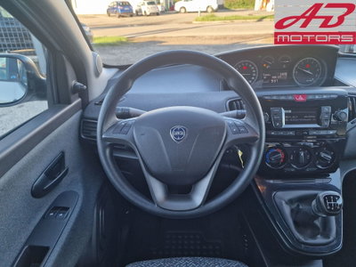 Lancia Ypsilon 1.2 69 CV 5 porte GPL Ecochic Elefantino Blu (14)