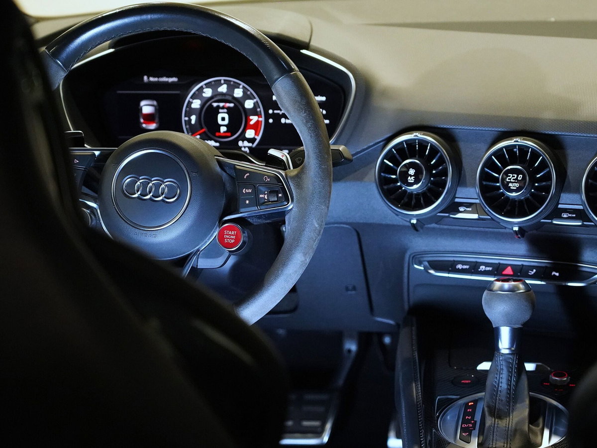 Audi TT RS Coupé 2.5 TFSI quattro S tronic (11)