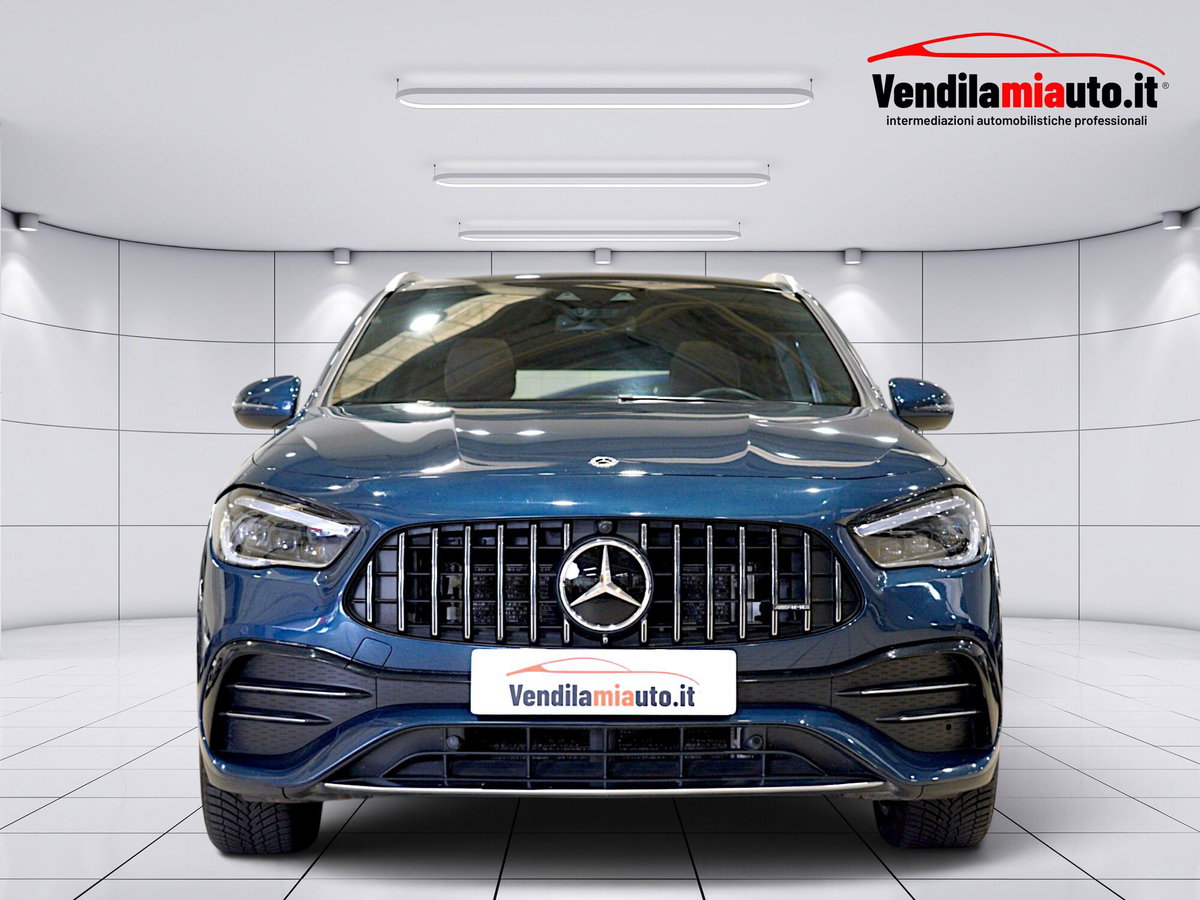 Mercedes-Benz GLA SUV 35 4Matic AMG (2)