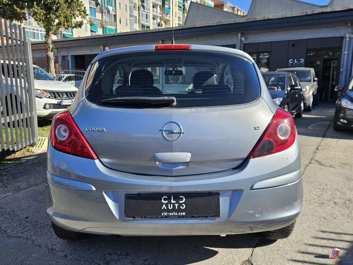 Opel Corsa 1.2 3 porte Enjoy (4)