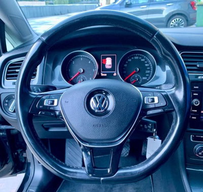Volkswagen Golf 1.6 TDI 115 CV DSG 5p. Sport BlueMotion Technology (8)