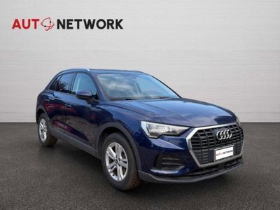Audi Q3 40 TDI quattro S tronic Business (3)