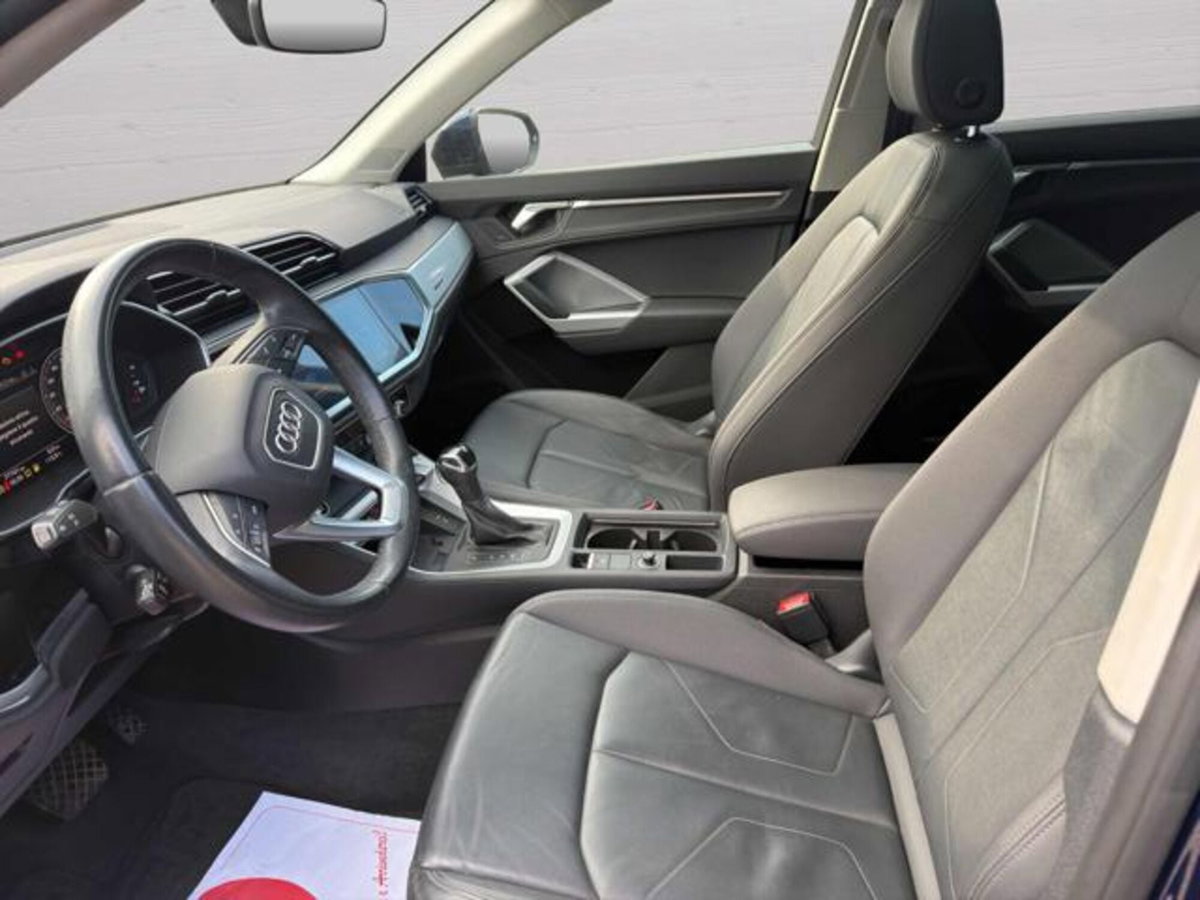 Audi Q3 40 TDI quattro S tronic Business (9)