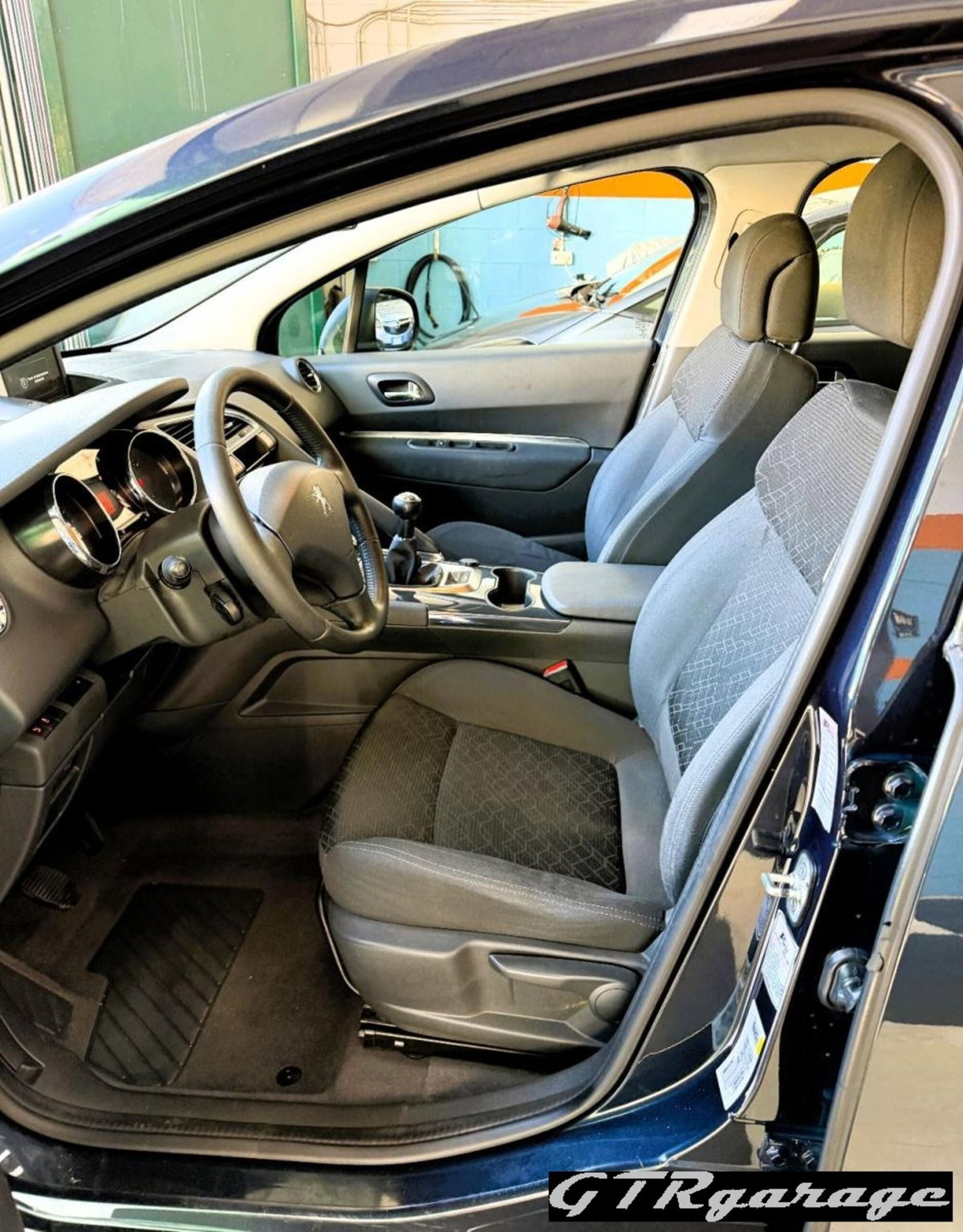Peugeot 3008 1.6 VTi 120CV Access (7)