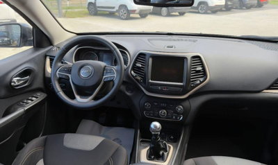 Jeep Cherokee 2.0 Mjt II Longitude (17)