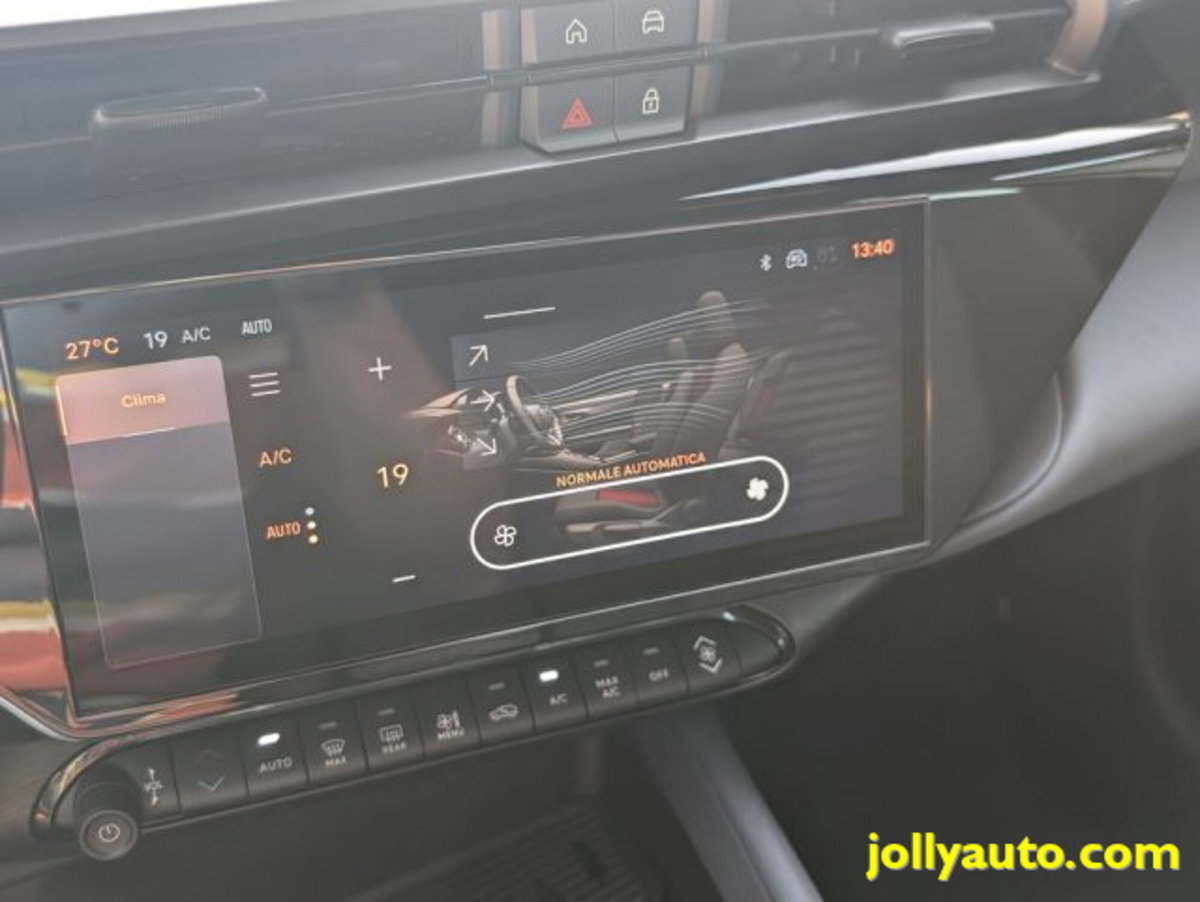 Alfa Romeo Junior 1.2 ibrida 145cv edct6 (12)