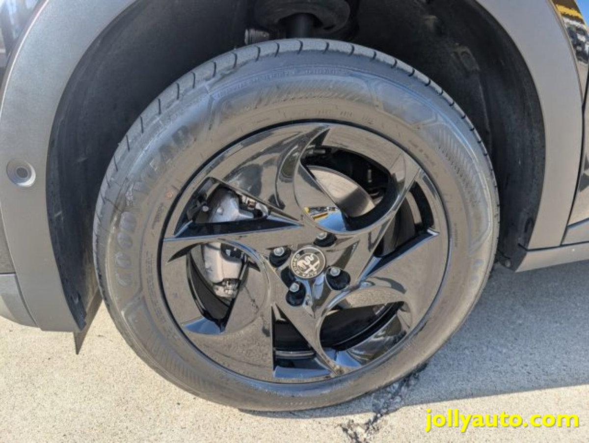Alfa Romeo Junior 1.2 ibrida 145cv edct6 (7)