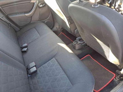 Dacia Duster 1.5 dCi 110CV 4x2 Ambiance (12)