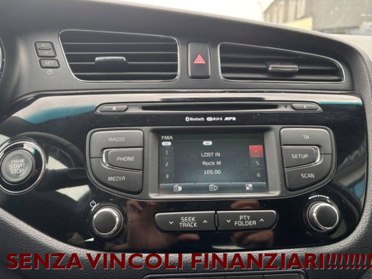 Kia cee'd 1.4 CVVT 5 porte Cool (16)