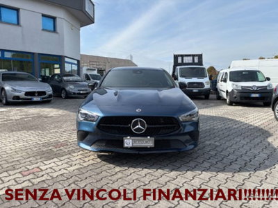 Mercedes-Benz CLA Shooting Brake 200 d Automatic 4Matic Shooting Brake Business (2)