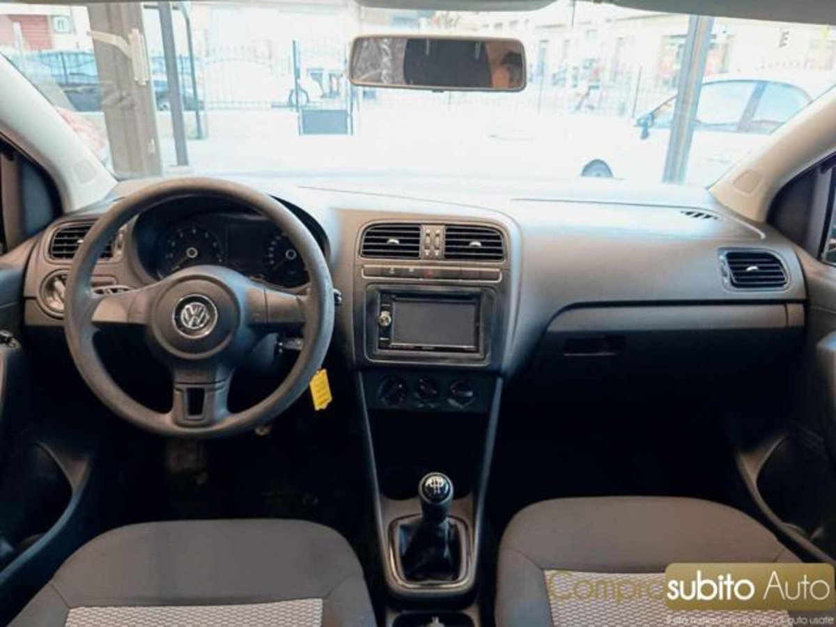 Volkswagen Polo 1.2 5 porte Trendline (10)