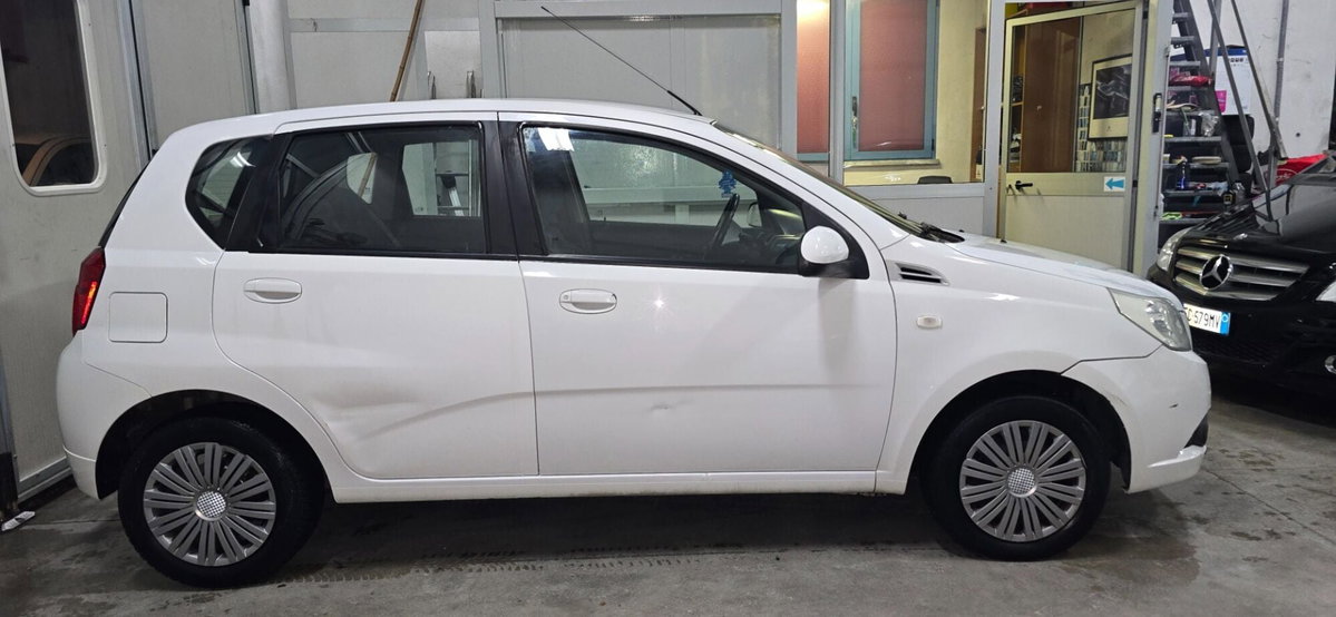 Chevrolet Aveo 1.2 70CV 5 porte LS (16)
