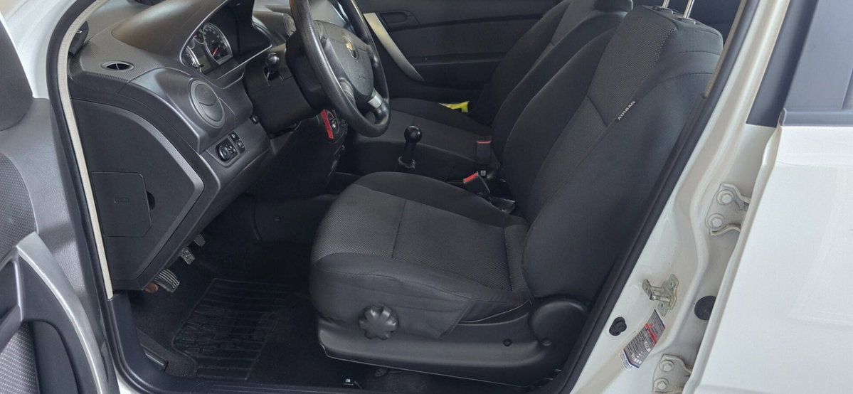 Chevrolet Aveo 1.2 70CV 5 porte LS (6)