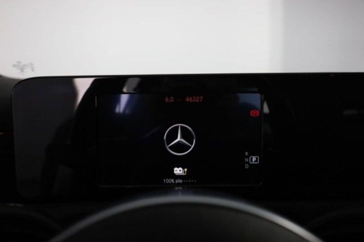 Mercedes-Benz Classe A 250 e Automatic EQ-Power Premium (7)