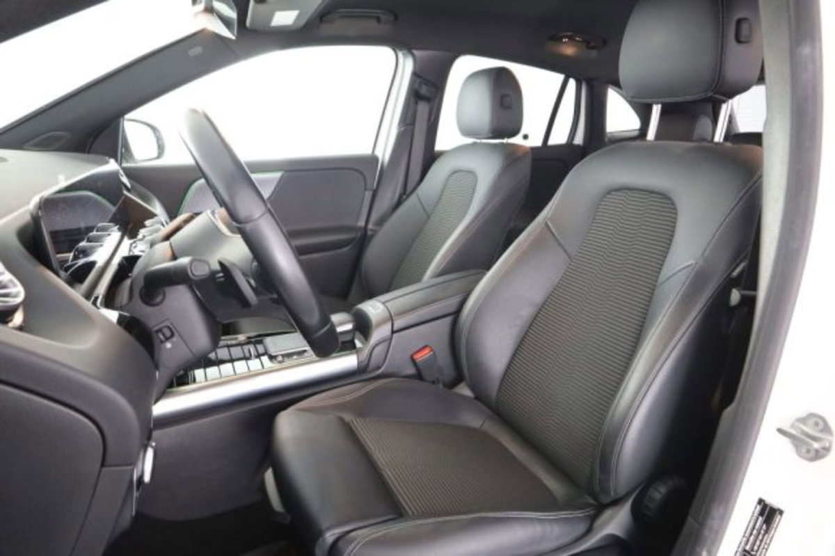 Mercedes-Benz CLA Shooting Brake 200 d Automatic Shooting Brake Sport (2)