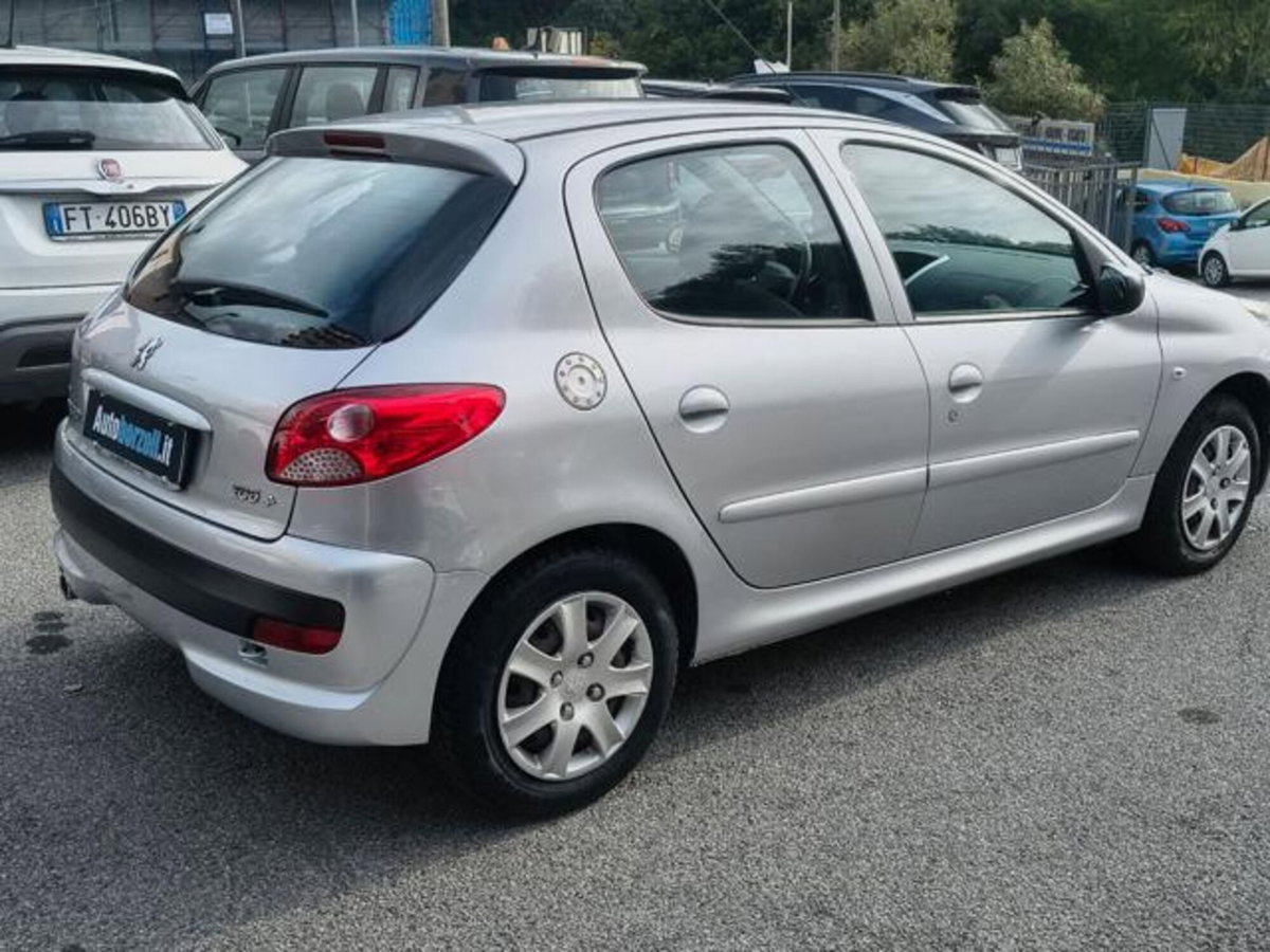 Peugeot 206 60CV 5p. Trendy (5)