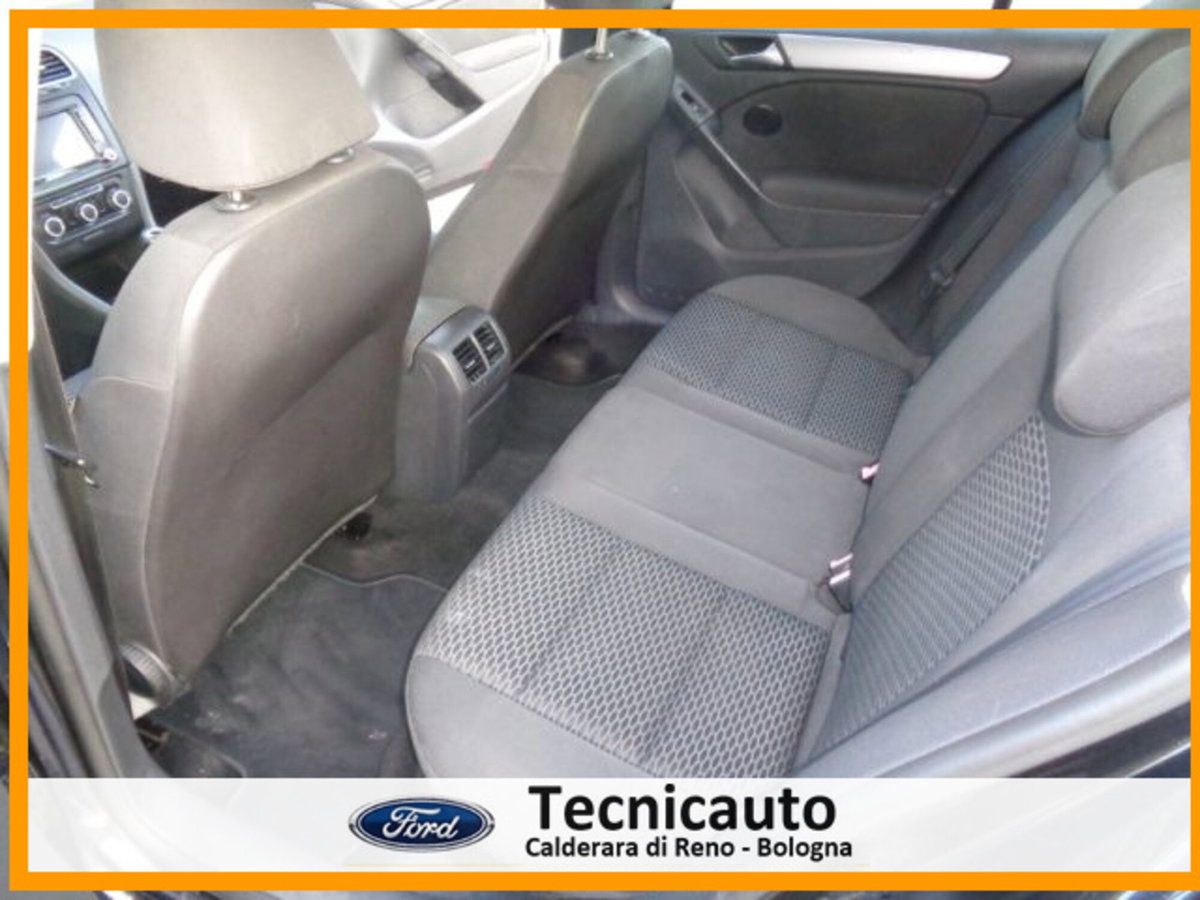 Volkswagen Golf 1.6 5p. Trendline BiFuel (12)