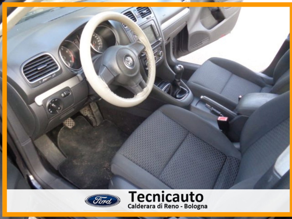 Volkswagen Golf 1.6 5p. Trendline BiFuel (14)