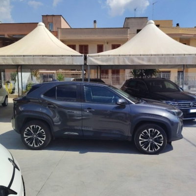 Toyota Yaris Cross 1.5 Hybrid 5p. E-CVT Lounge (2)