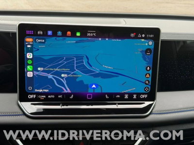 Volkswagen Tiguan Allspace 2.0 tdi R-Line 150cv dsg (17)