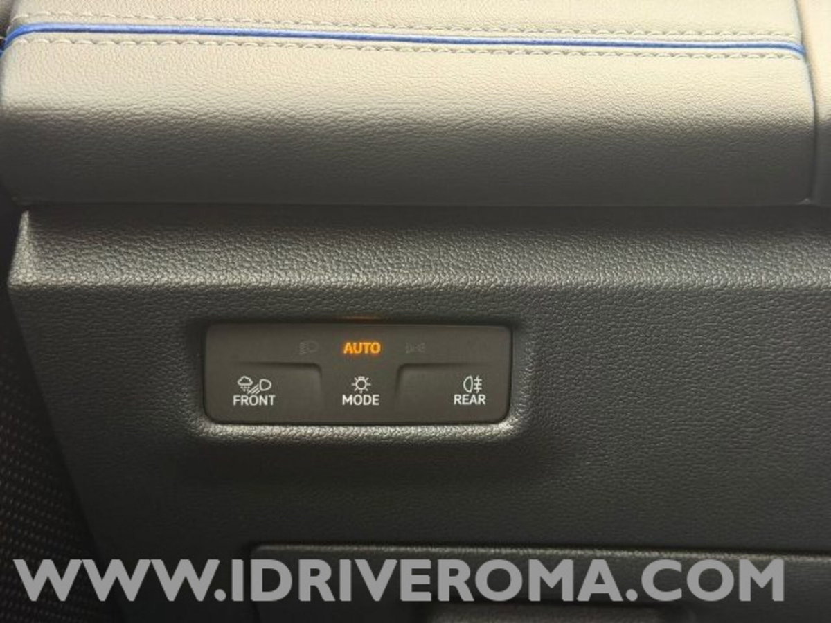 Volkswagen Tiguan Allspace 2.0 tdi R-Line 150cv dsg (20)