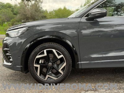 Volkswagen Tiguan Allspace 2.0 tdi R-Line 150cv dsg (7)