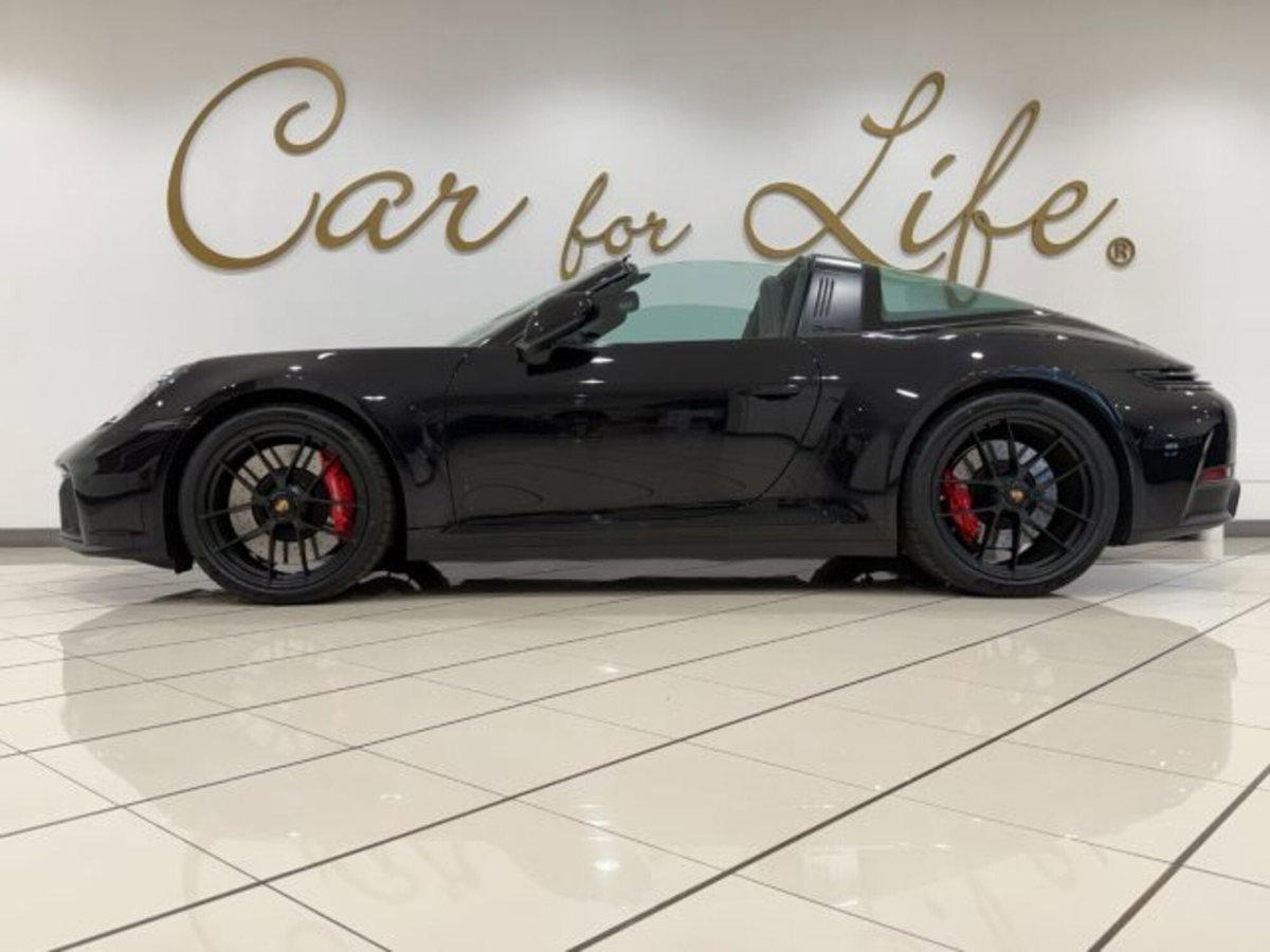 Porsche 911 Cabrio Targa 3.6 4 GTS auto (9)