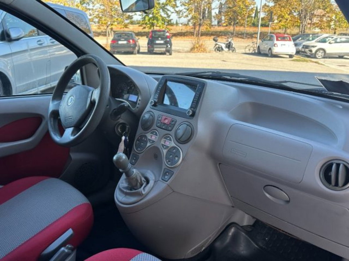 Fiat Panda 1.3 MJT 16V 4x4 (13)