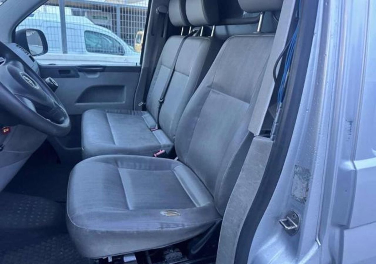 Volkswagen Veicoli Commerciali Transporter Furgone 2.0 TDI 102CV PC Furgone (10)