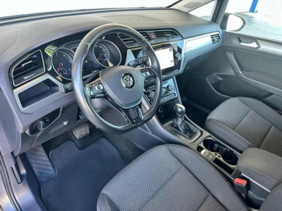 Volkswagen Touran 1.6 TDI 115 CV SCR Comfortline BlueMotion Technology (9)