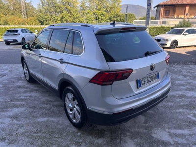 Volkswagen Tiguan 2.0 TDI 150 CV SCR DSG 4MOTION Life (2)
