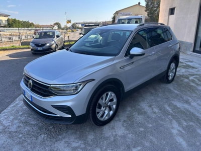 Volkswagen Tiguan 2.0 TDI 150 CV SCR DSG 4MOTION Life (4)