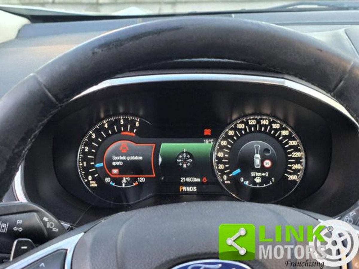 Ford Edge 2.0 TDCI 210 CV AWD Start&Stop Powershift Titanium (11)