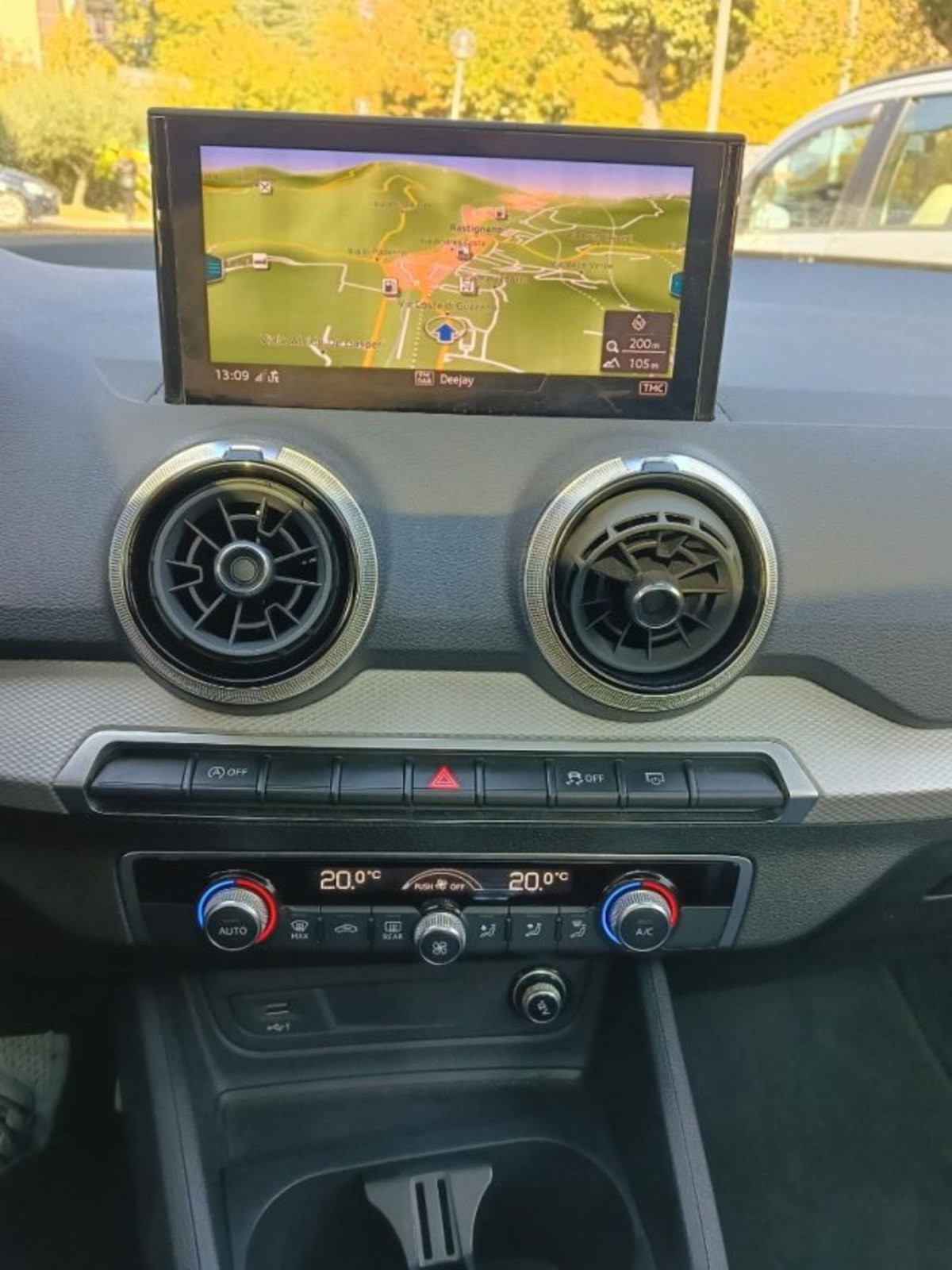 Audi Q2 Q2 30 TDI S tronic Business (11)