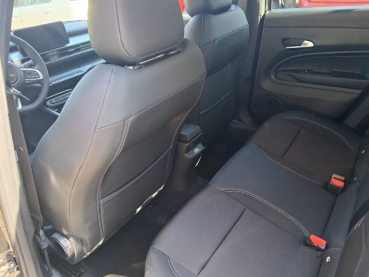 Jeep Avenger 1.2 turbo Summit fwd 100cv (14)