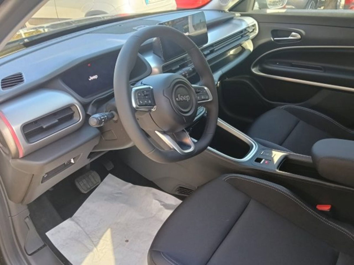 Jeep Avenger 1.2 turbo Summit fwd 100cv (15)